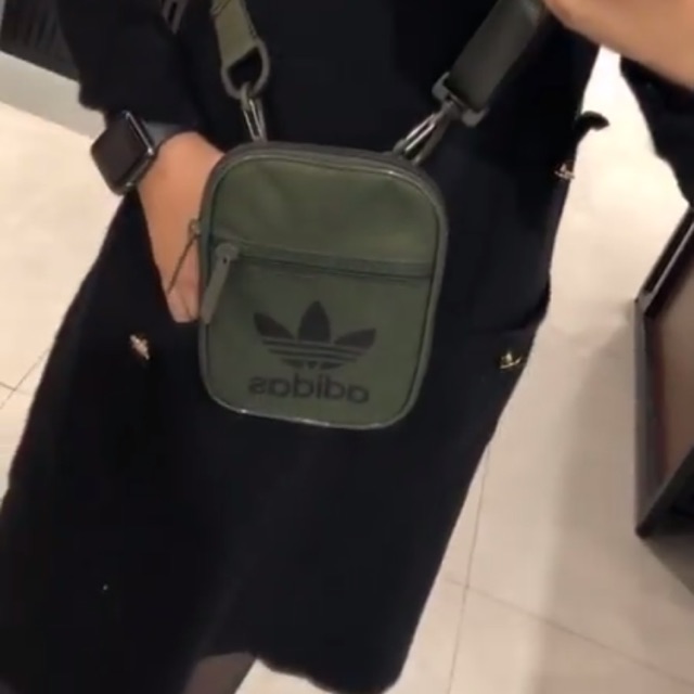 PRELOVED ADIDAS SLING BAG