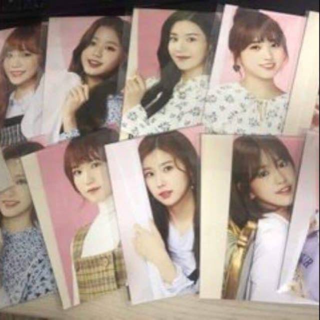 IZ*ONE GMARKET POSTCARD + Sticker (Hyewon, Booked)