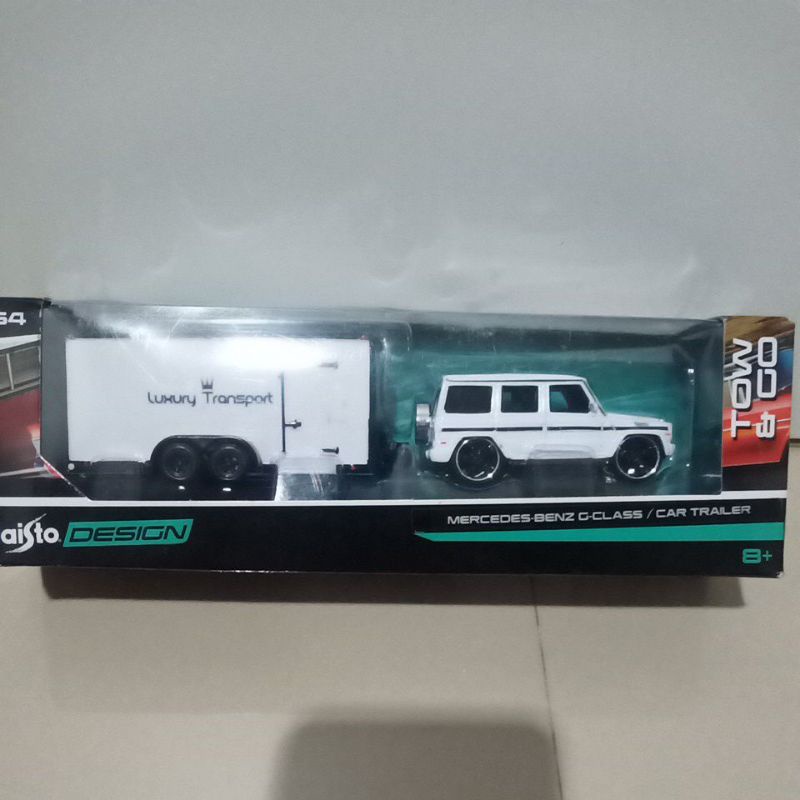 Mercedes Benz G Class vs Car Trailer Maisto Design