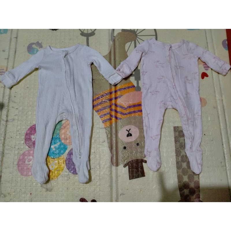 Preloved Sleepsuit Cotton On Baby isi 2 pcs Preloved Sleepsuit Bayi Cotton On Preloved Cotton On Bab