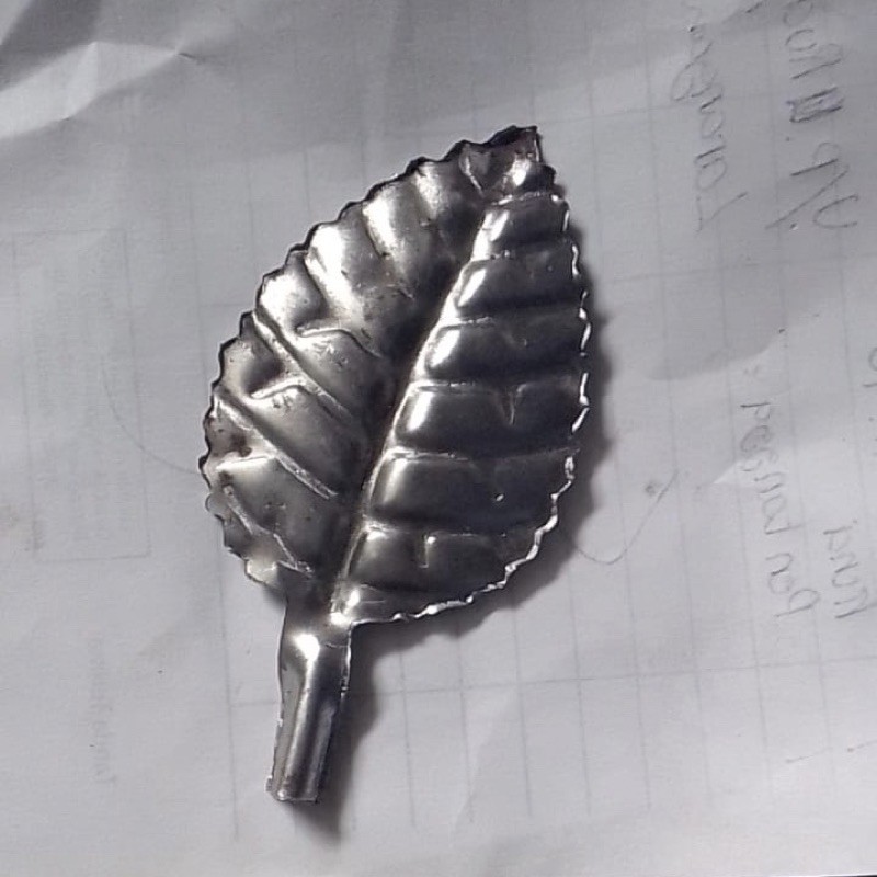 hiasan pagar besi daun mawar sedang // ornamen hiasan pagar besi