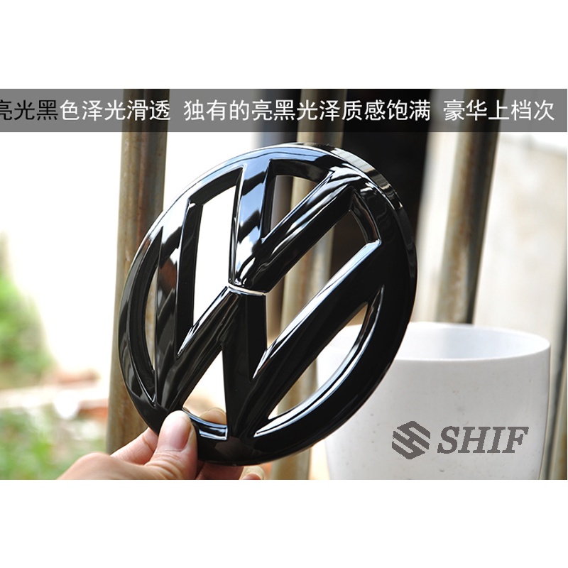 2pcs Stiker Emblem Logo Volkswagen Golf MK6 7 7.5 Warna Hitam Glossy