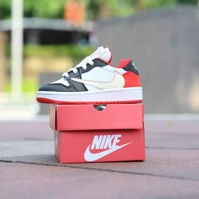 Sepatu Anak Nike Air Jordan 1 Low x Travis Scott