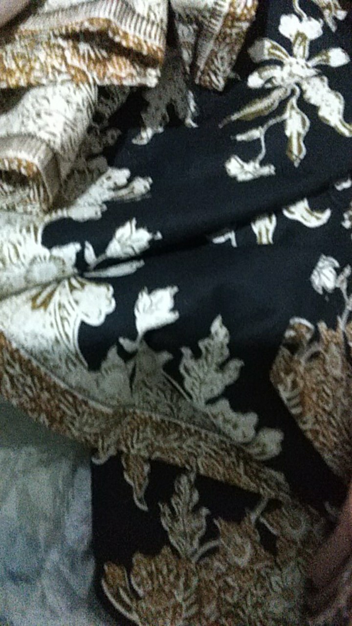 Outer Buketan Crem Kemeja Lengan Panjang M L Xl Xxl