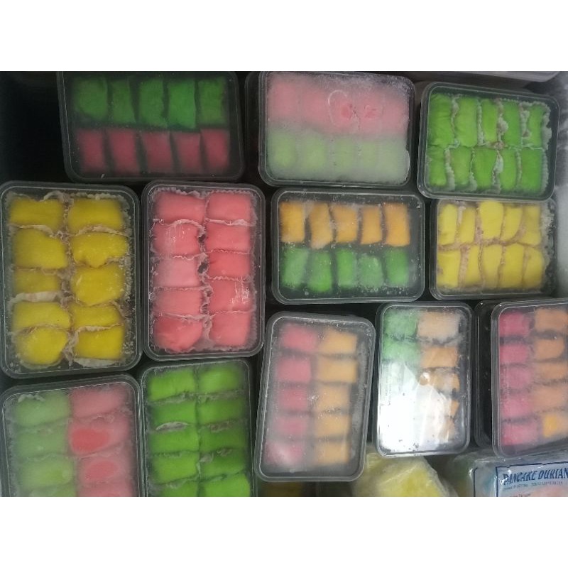 

PAN CAKE DURIAN MEDAN PREMIUM ISI 10 PC