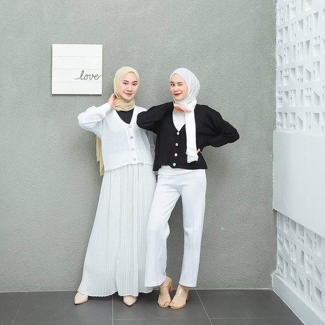 Colour Button Cardy Cardigan Rajut Wanita Oversize Tebal Atasan Wanita Kekinian 2021 Korea Murah