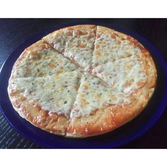 

Frozen Pizza / Pizza Mozarella / Pizza Margherita (D20 Cm - 3 Pcs)