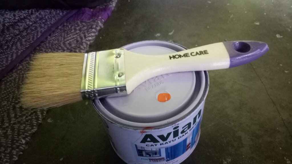 Avian Cat Kayu Dan Besi 500gr-1kg