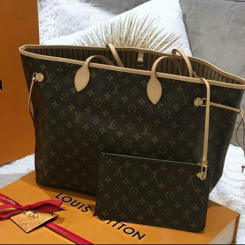 LV Neverfull Monogram