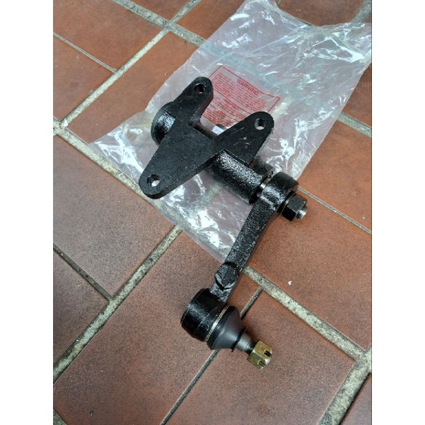 Idle Arm Mitsubishi Strada L200 K74
