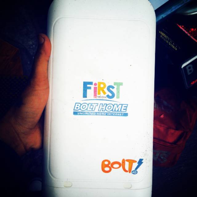 OUTDOOR TITAN BOLT UNLOCK SMARTFREN TELKOMSEL BY.U