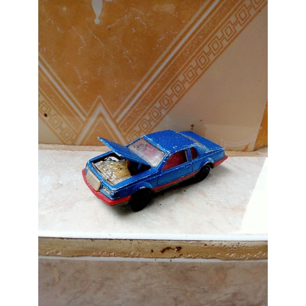 MAJORETTE FORD THUNDERBIRD