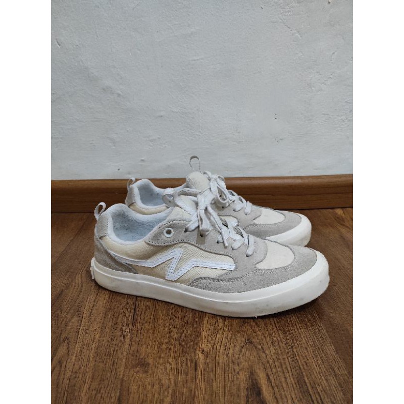 NAH Project Audacity Bone White size 42