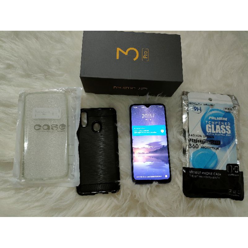 Realme 3 Pro 6/128 second