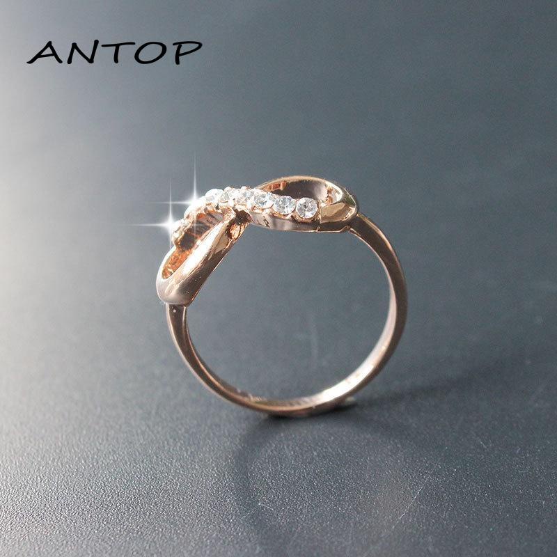 Cincin Desain Angka 8 Bahan Metal Hias Kristal / Berlian / Zircon Gaya Mewah / Simple Untuk Wanita