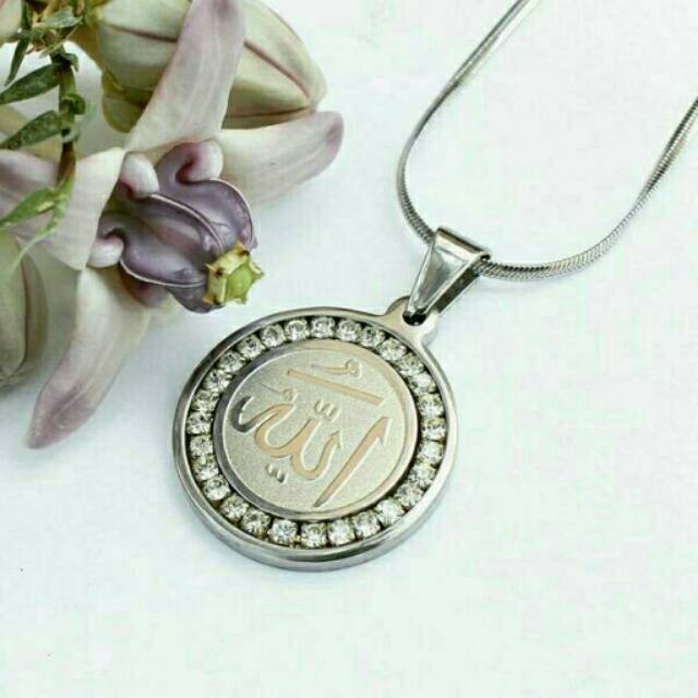 ⭐⭐⭐⭐⭐Kalung + Liontin Religi Lafadz ALLAH Bulat Zircon Titanium Stainlees Steel (RF01).