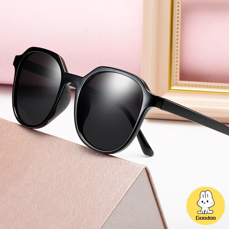 Korean Segiempat Kacamata Hitam Wanita/Pria Sunglasses -Doo