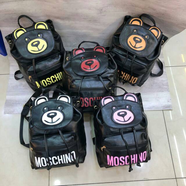 

Rangsel serut Moschino Kulit Uk P24 x L11 x T29 cm 2 pcs bisa 1 kg