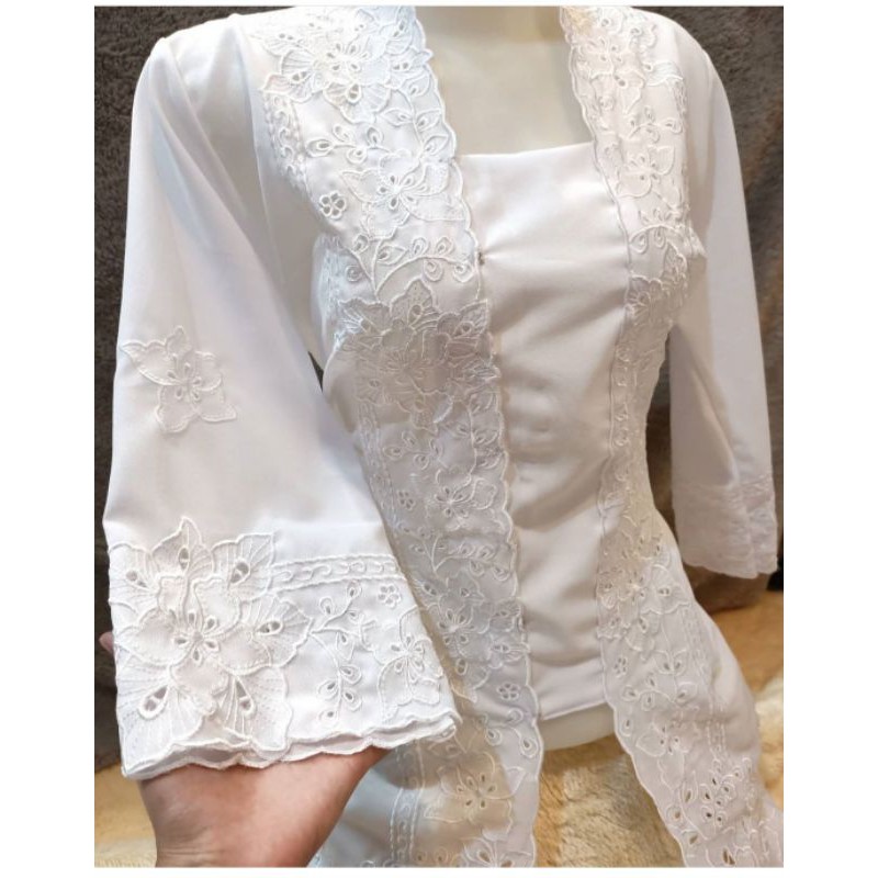 Kebaya jadi bordir putih/ kebaya jumbo murah /kebaya bali murah /kutubarumurah