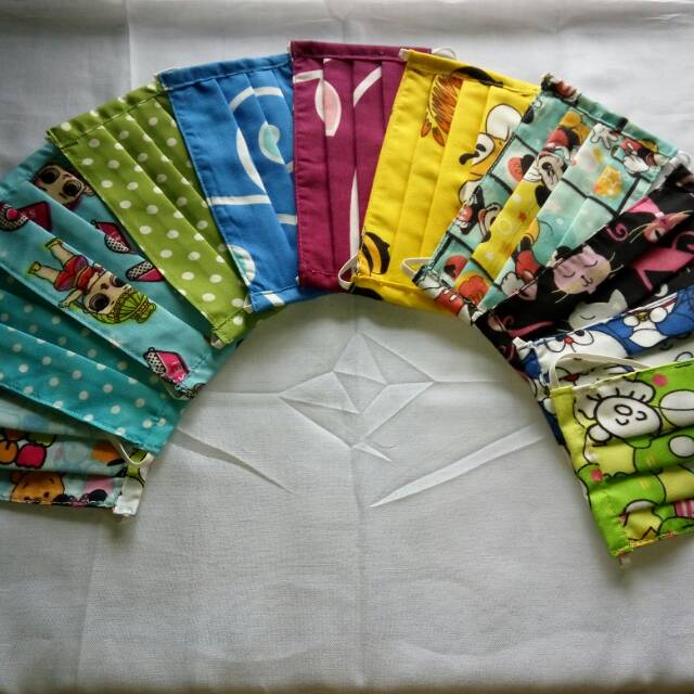 Masker Kain Tali Karet Hijab