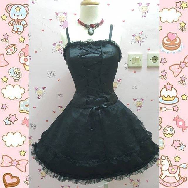 Gothic bodyline