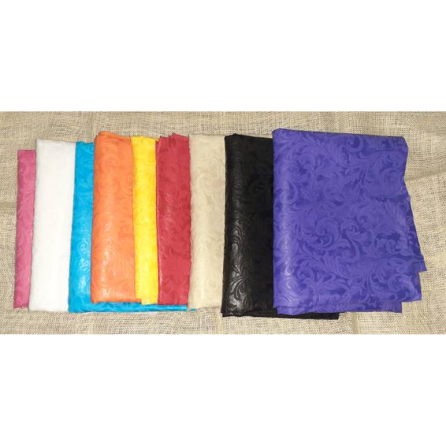 Kain SPUNBOND MOTIF EMBOS Batik METERAN 100 x 120 cm