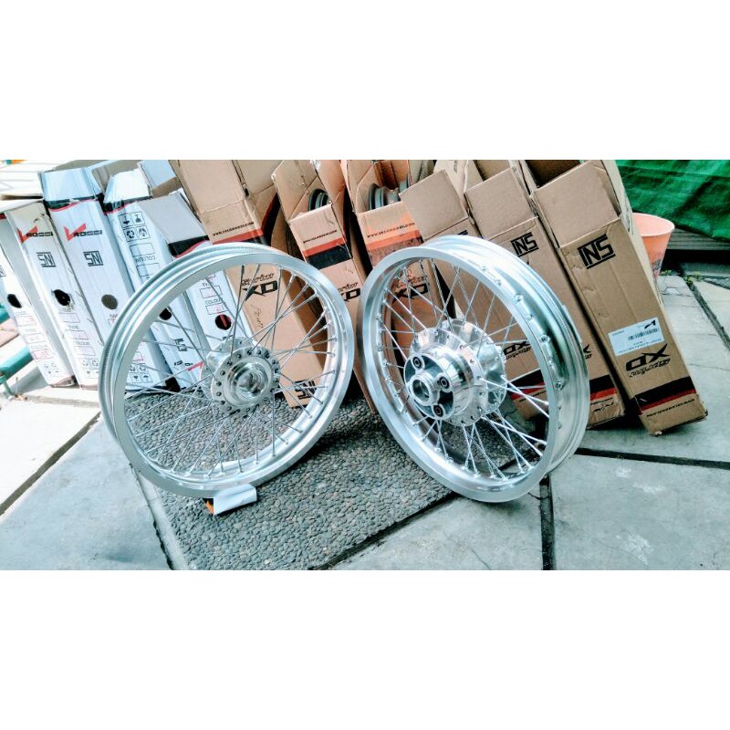 Velg set Tiger Revo PNP ring 17 x 215/250 H36 warna crome