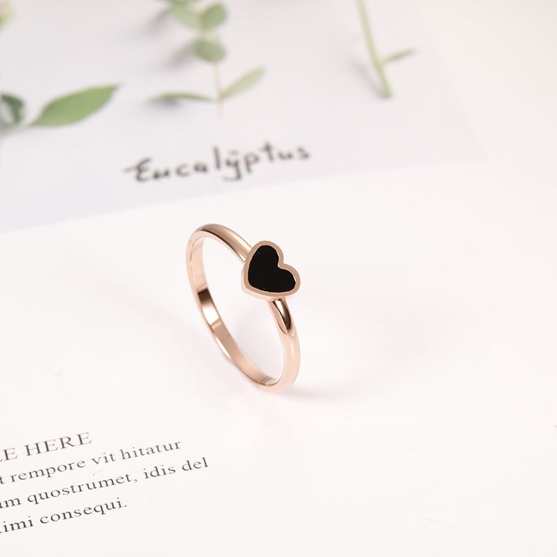 Cincin Bentuk Hati Bahan Titanium Lapis Rose Gold Gaya Korea
