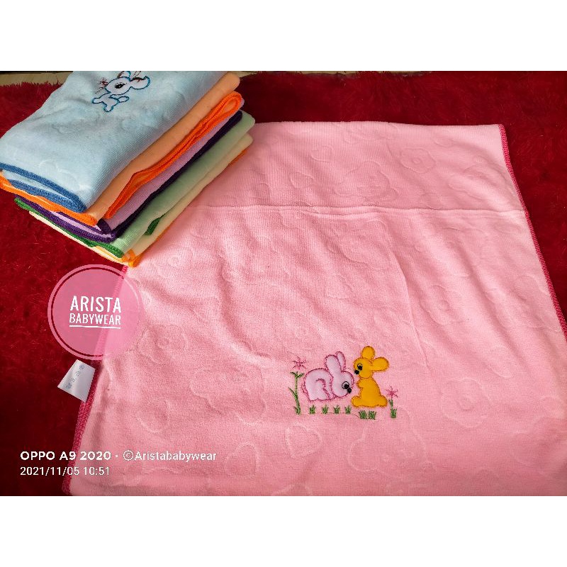 HANDUK BAYI (100x50cm) kain emboss lembut bordil lucu