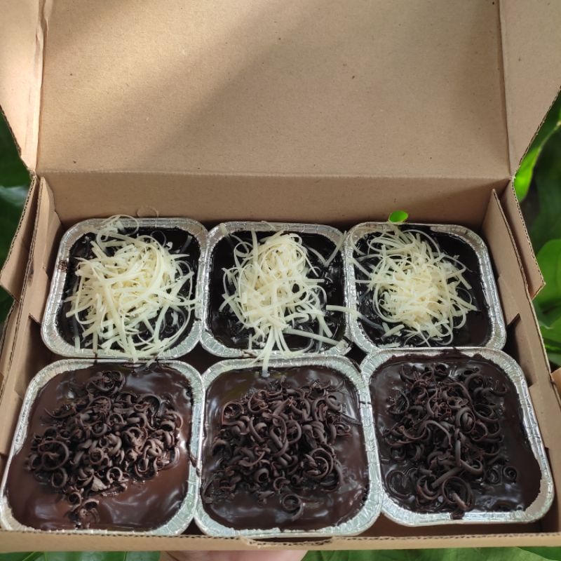 

DESSERT BOX / KUE COKLAT / BRONIS LUMER / BROWNIES ISI 6