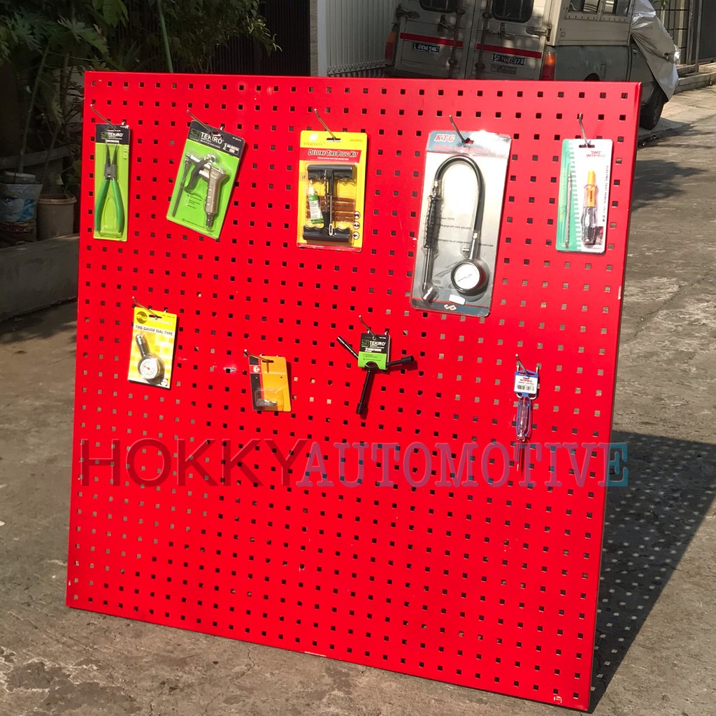 rak dinding gantung penyimpanan perkakas bengkel ukuran 100x100cm
