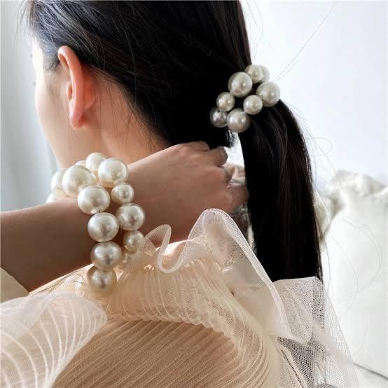 Senada Victory Gelang Ikat Rambut Scrunchie Mutiara Pearl Besar Aksesoris Wanita SGC09