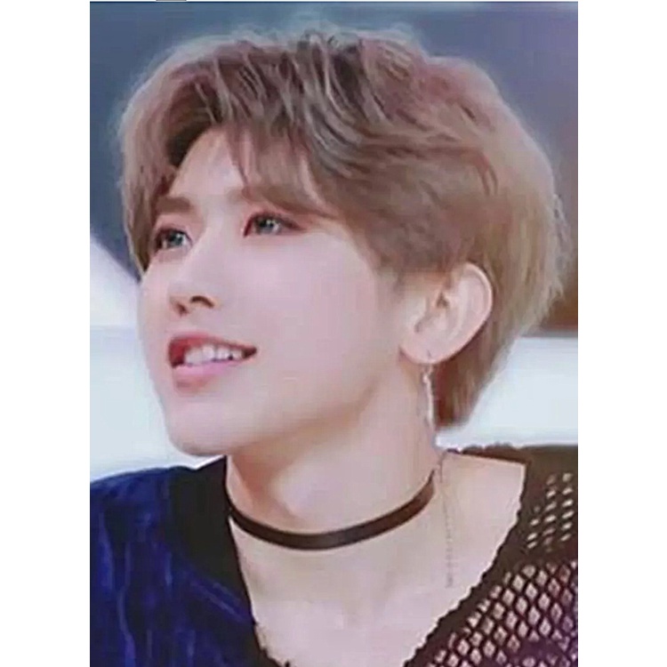 T507 Idol produsen Cai Xukun gaya yang sama hitam Chyer pria dan wanita pendek kalung populer orname