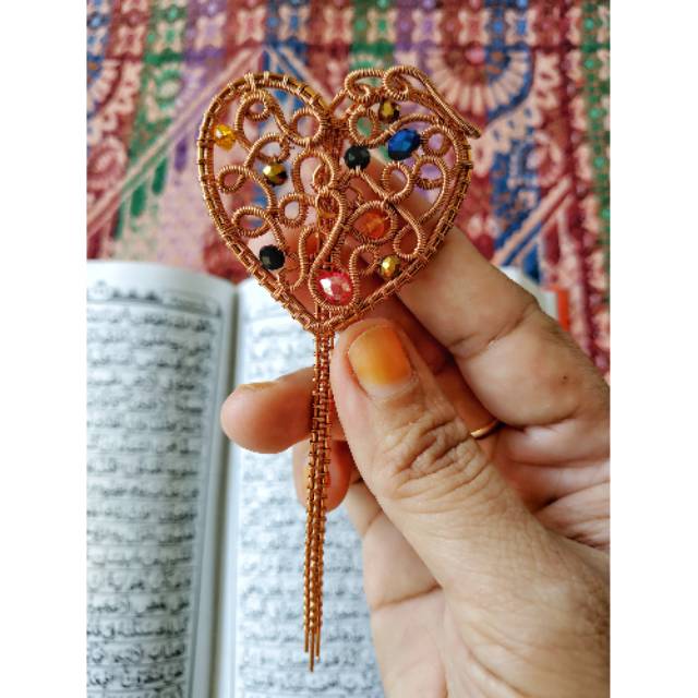 

Pembatas buku / pembatas Al Qur'an