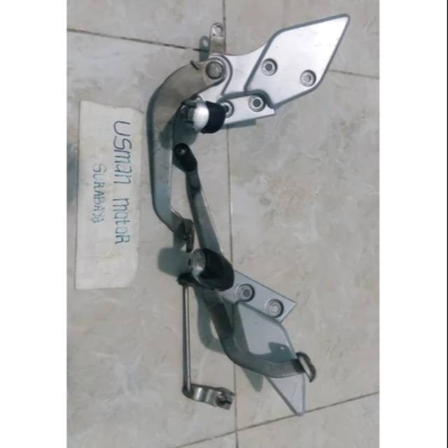 Footstep new vixion original