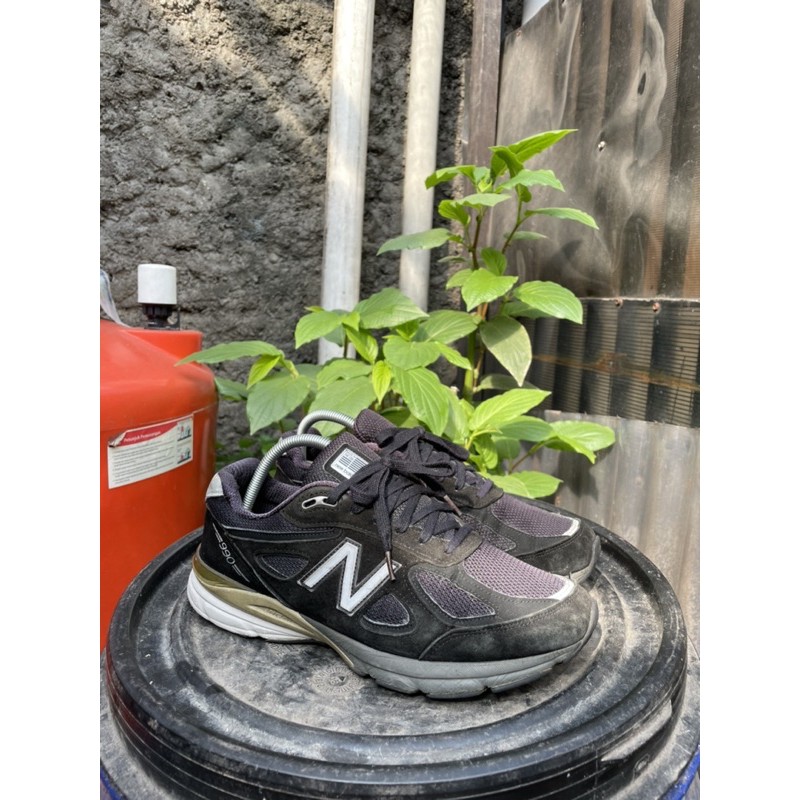 New Balance 990 Black V4 USA