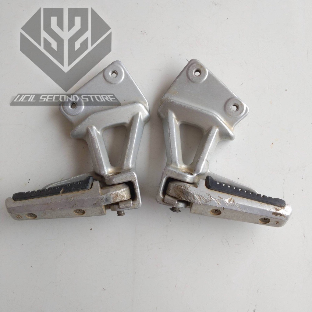 FOOT STEP BELAKANG SUZUKI SKYWAVE DUDUKN STEP BELAKANG SKYWAVE SEKEN ASLI ORIGINAL