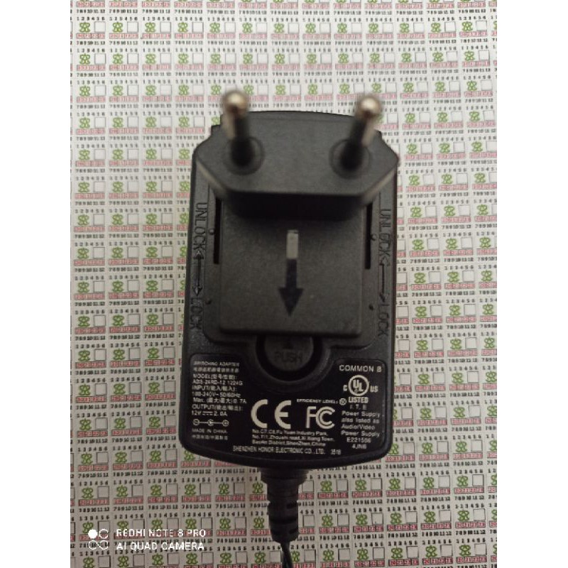 Adaptor 12v 2Ampere full