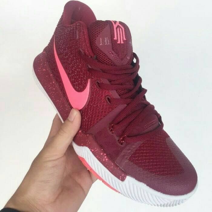 Sepatu Basket Kyrie 3 Hot Punch