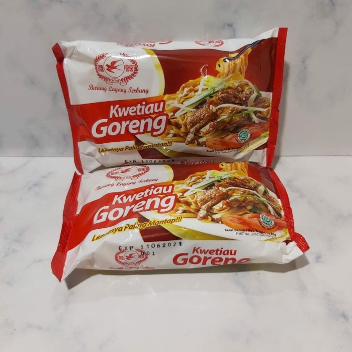 

Kwetiau Goreng Bumbu / Burung Layang Terbang (Hrg Per Bks) 043