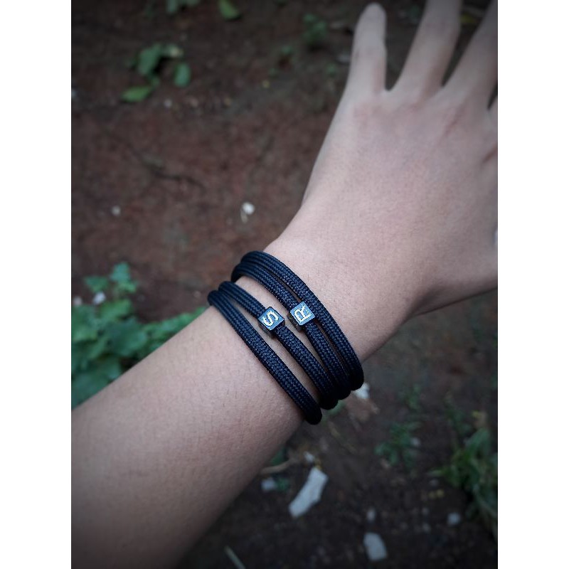 Gelang Nama Inisial Couple Huruf Warna Hitam Bisa Pilih Huruf Alfabet