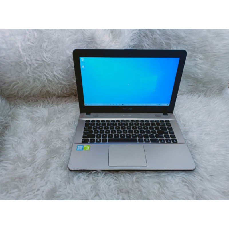 H225 Laptop Asus X441U Ram 4gb SSd 240gb core i3 Nvidia