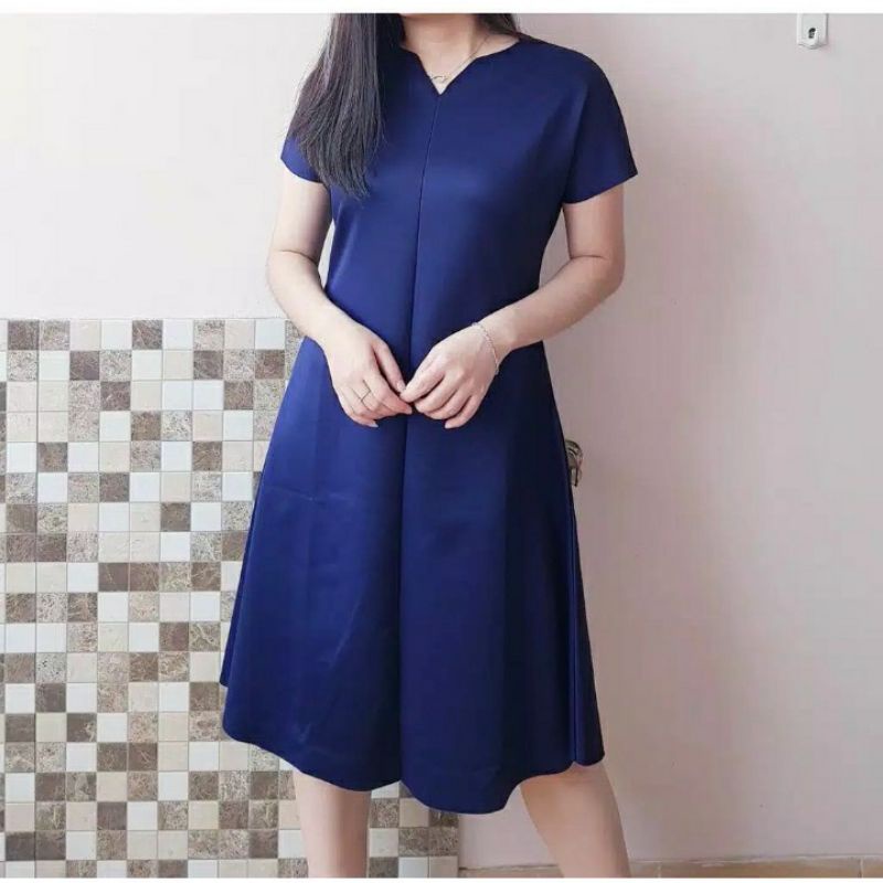 MIDI DRES LEHER V DRES MIA CREP DRES WANITA TERBARU DRES PE5TA WANITA CESUAL DRES PESTA WANITA JUMBO DRES WANITA KOREAN DRES WANITA LENGAN PENDEK  DRES WANITA DEWASA DRES DASTER WANITA JUMBO KEKINIAN  DRESS WANITA TERBAU 2023  SIZE M L XL XXL XXXL