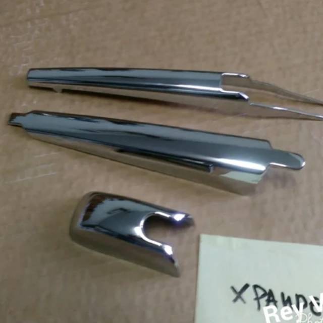 Cover Wiper Belakang Xpander