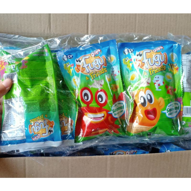

agen distributor cemilan makanan ringan snack oops fugu and friends krekers gembung rasa seaweed rumput laut murah pack