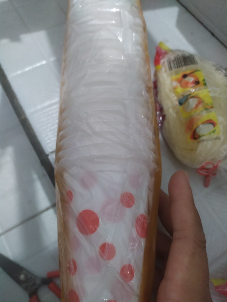 Gelas Plastik Tut Tul / Polkadot Merah Putih [1 Slop Isi 50 Pcs]