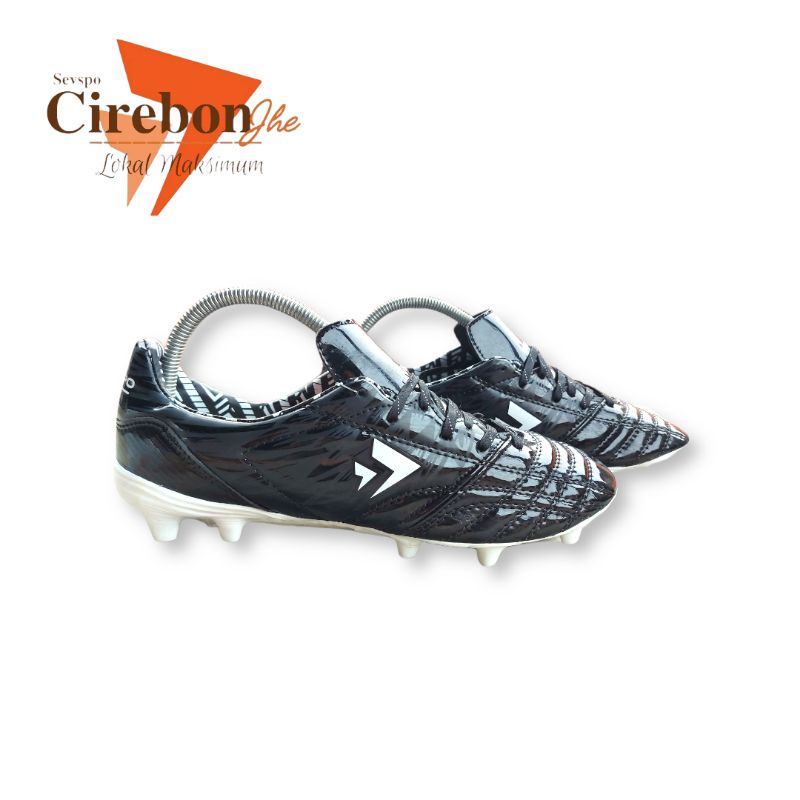 Sevspo Garuda C4 White Black