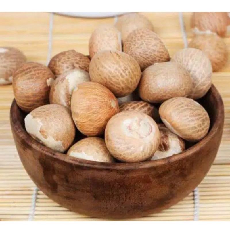 

Pinang Tua Kering Kupas / Pinang Herbal / Jambe