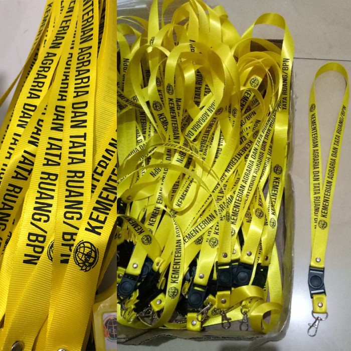 

Gilaa!!! Lanyard Tali Pita Kementerian Atr/Bpn / Pertanahan / Kantah Gilaa!!!