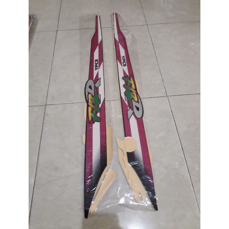 STRIPING STIKER LIS BODY MOTOR YAMAHA FIZ R 1996 PUTIH MERAH MUDA/PUTIH